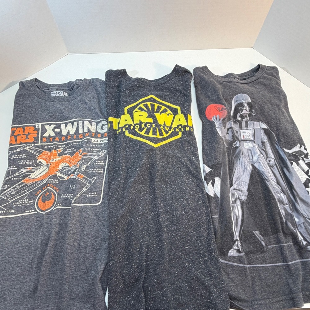 Star Wars Graphic T-Shirt Bundle Kids Size Medium Gray Darth Vader X-Wing 3‎ Lot
